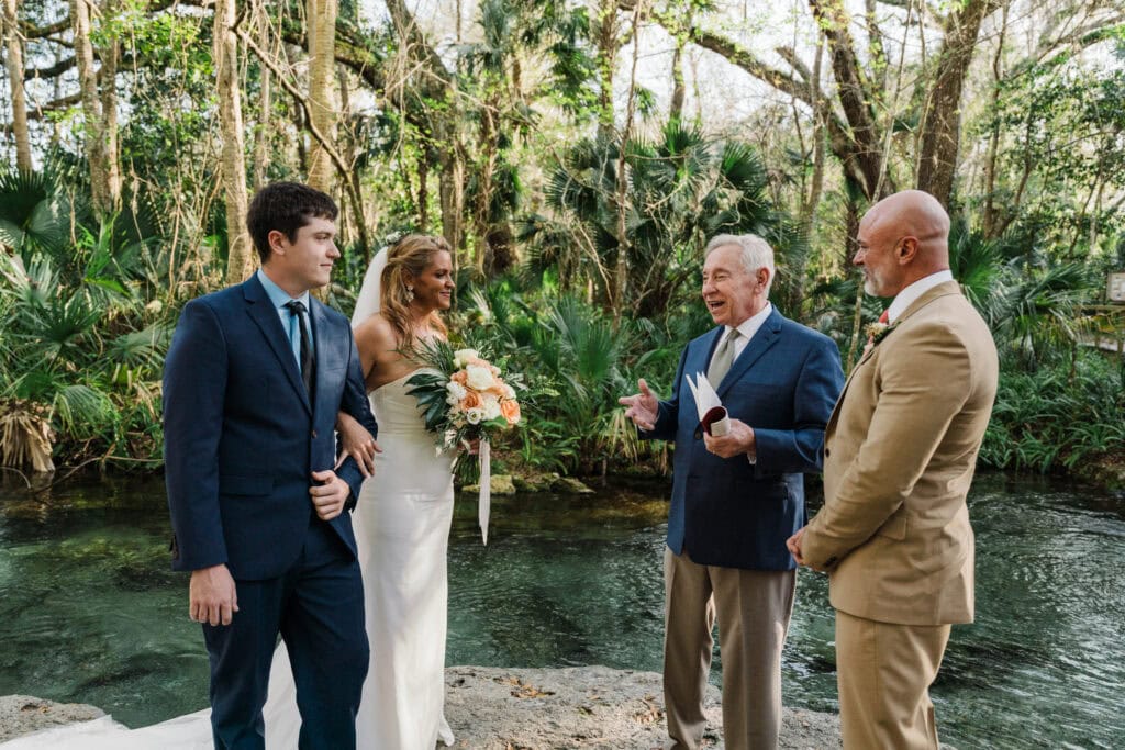 kelly park rock springs elopement ceremony