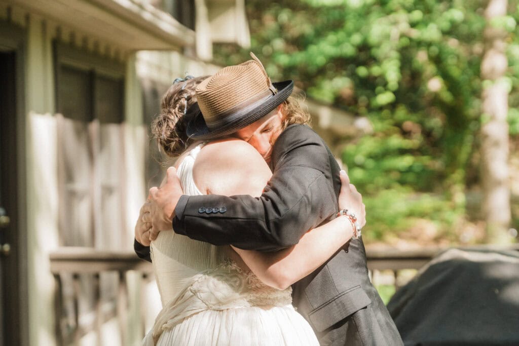 bride and brother first look