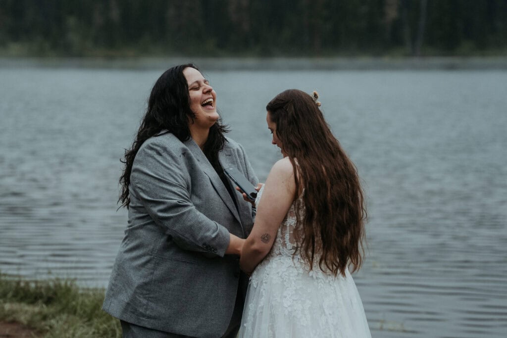 elopement couple private vow exchange in mt rainier national park